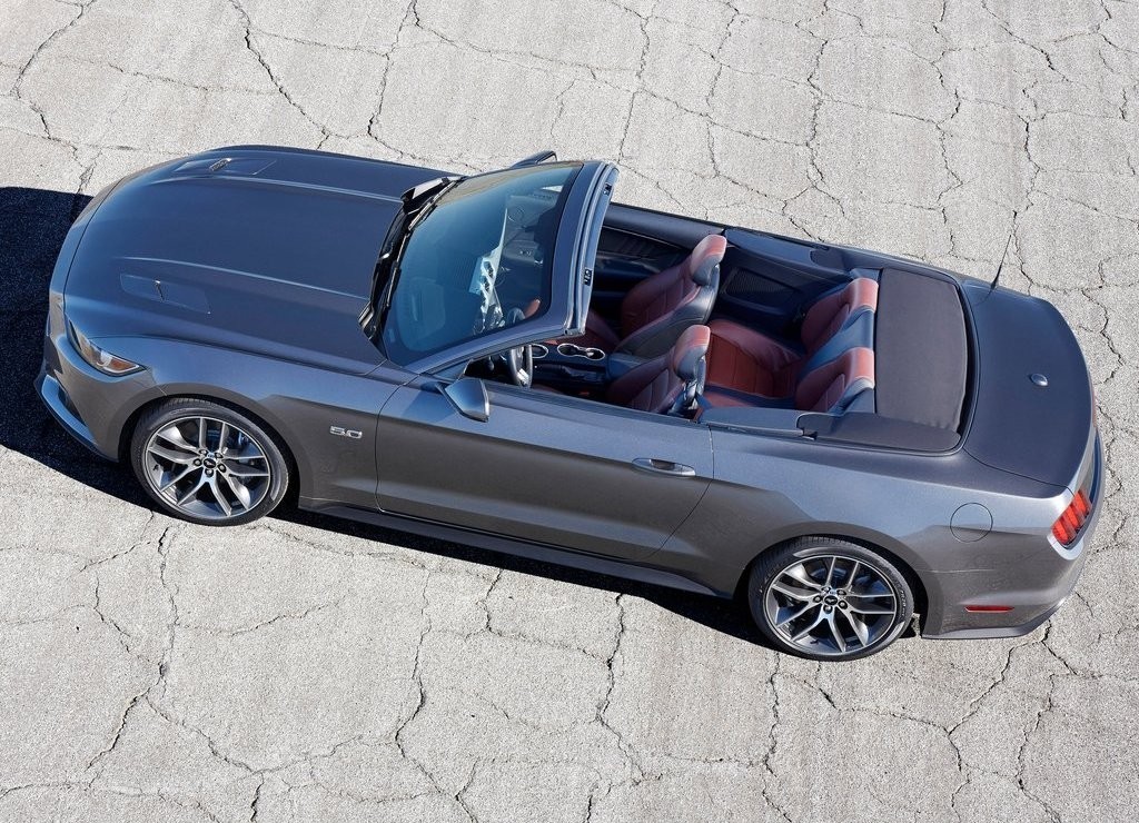 FORD MUSTANG CONVERTIBLE, foto 11