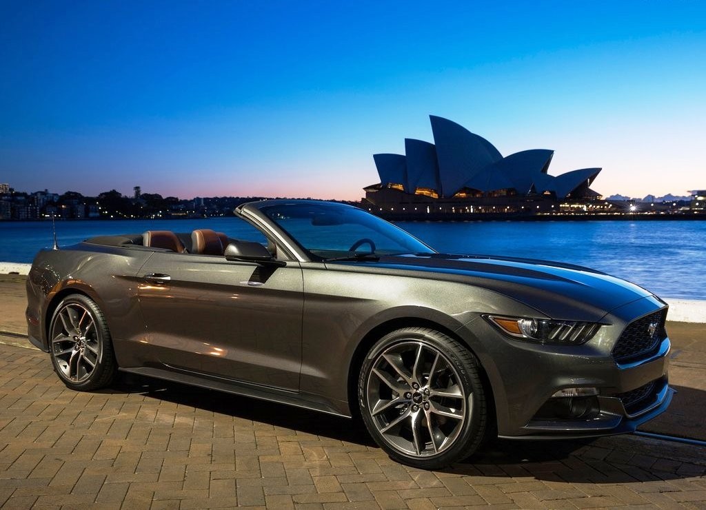 FORD MUSTANG CONVERTIBLE, foto 35