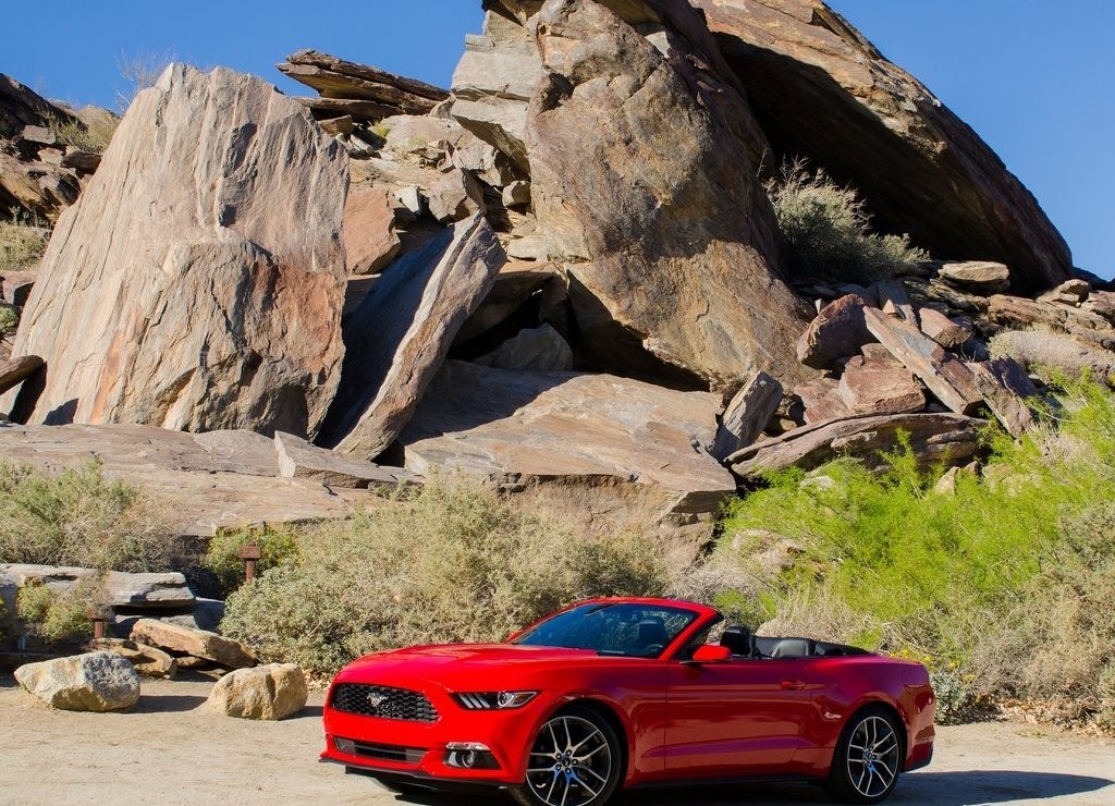 FORD MUSTANG CONVERTIBLE, foto 40