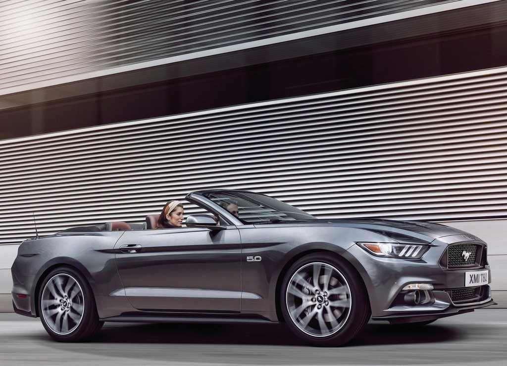 FORD MUSTANG CONVERTIBLE, foto 43