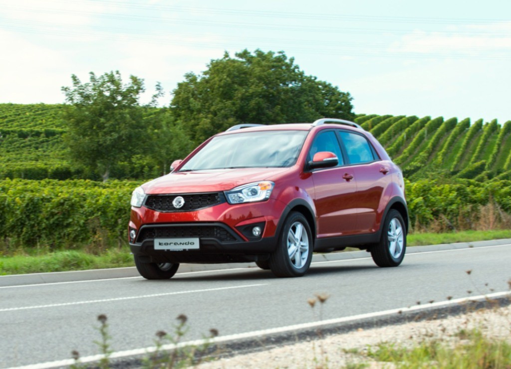 SSANGYONG KORANDO, foto 2