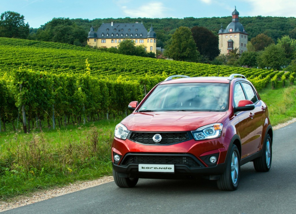 SSANGYONG KORANDO, foto 3
