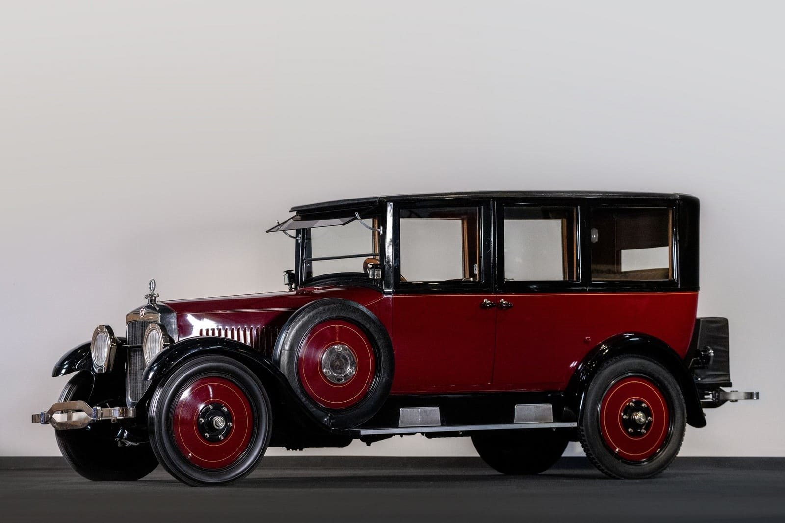1924 - STUDEBAKER MODEL EK BIG SIX SEDAN, foto 1