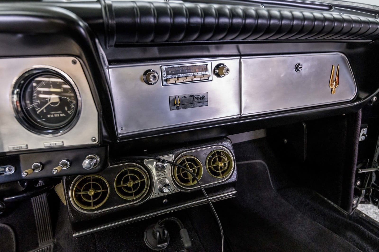 STUDEBAKER GRAN TURISMO HAWK, foto 15