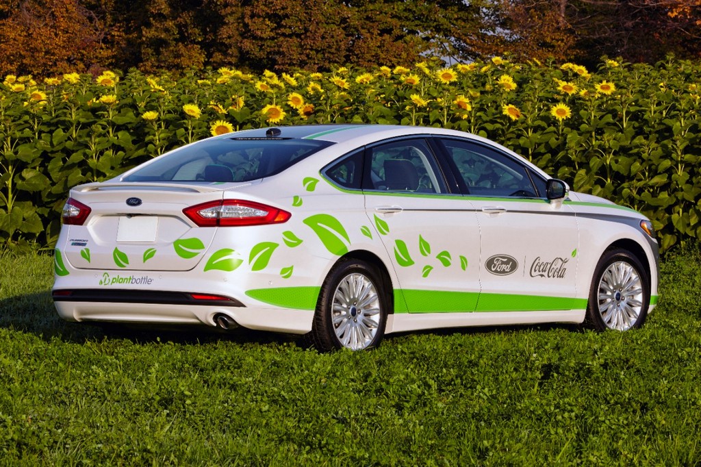 2013 - FORD FUSION ENERGI COKE PLANTBOTTLE, foto 2