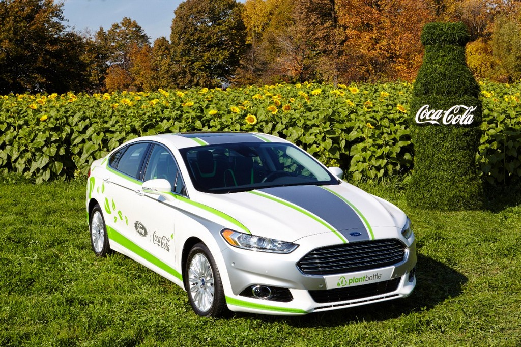 2013 - FORD FUSION ENERGI COKE PLANTBOTTLE, foto 3