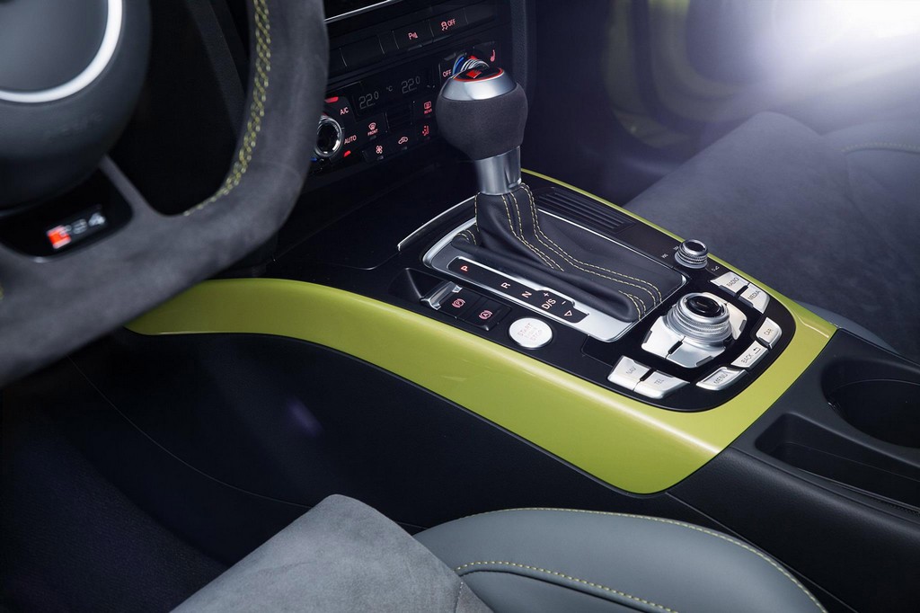 2015 - AUDI RS 4 AVANT BY AUDI EXCLUSIVE, foto 3