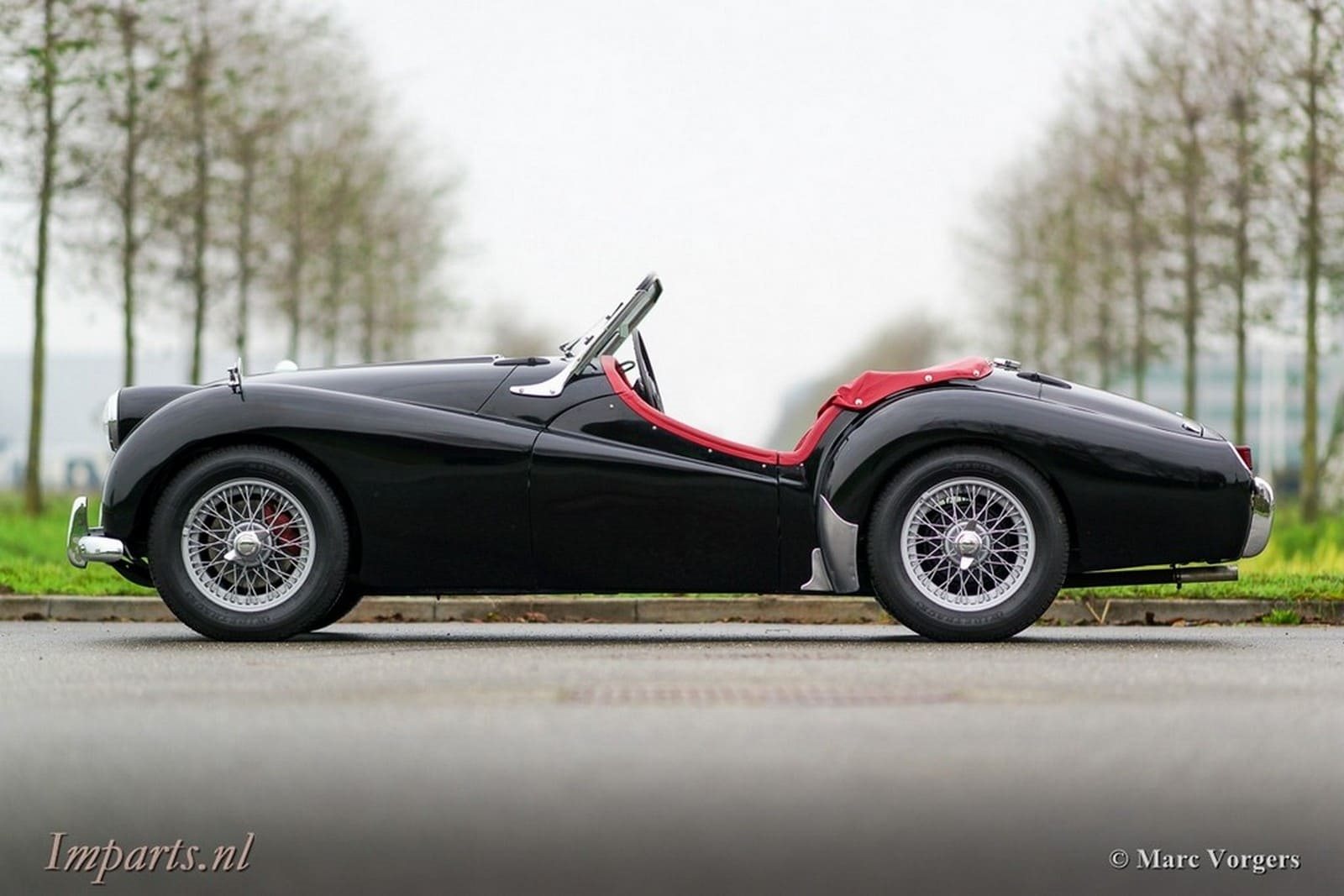 1954 - TRIUMPH TR2 BLACK, foto 3