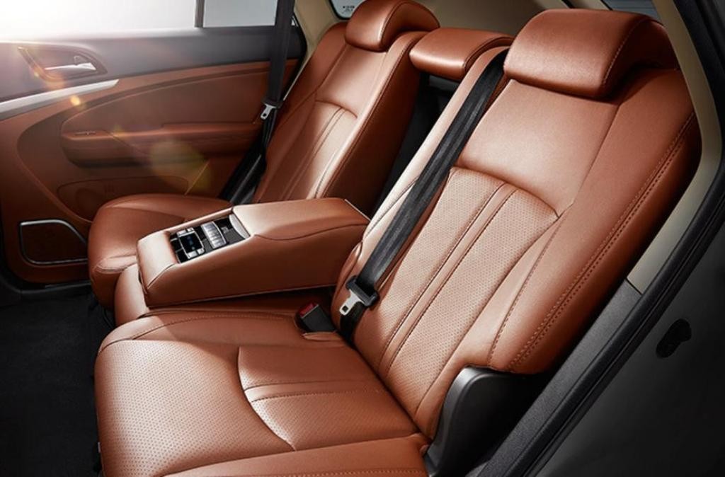 2015 - BYD TANG HYBRID, foto 7