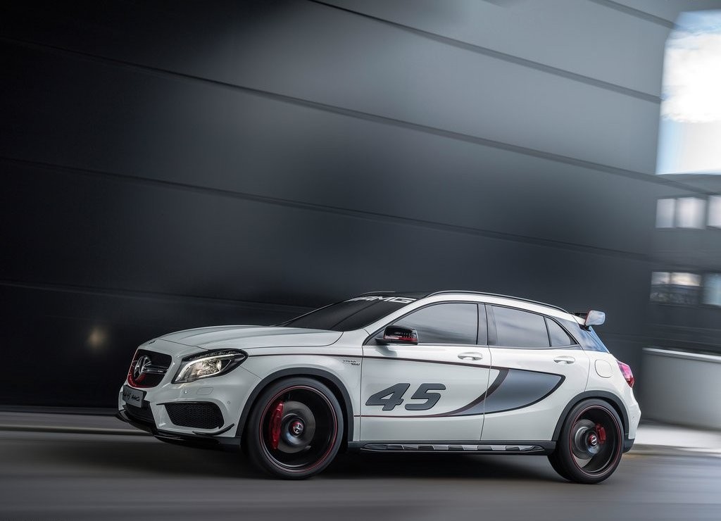 MERCEDES-BENZ GLA 45 AMG CONCEPT, foto 5