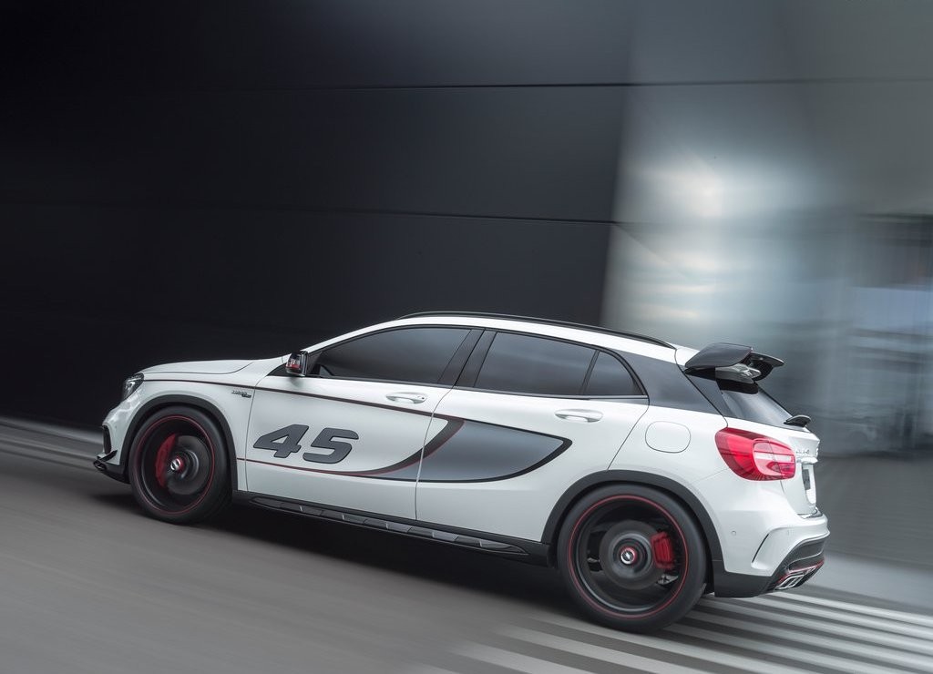 MERCEDES-BENZ GLA 45 AMG CONCEPT, foto 9