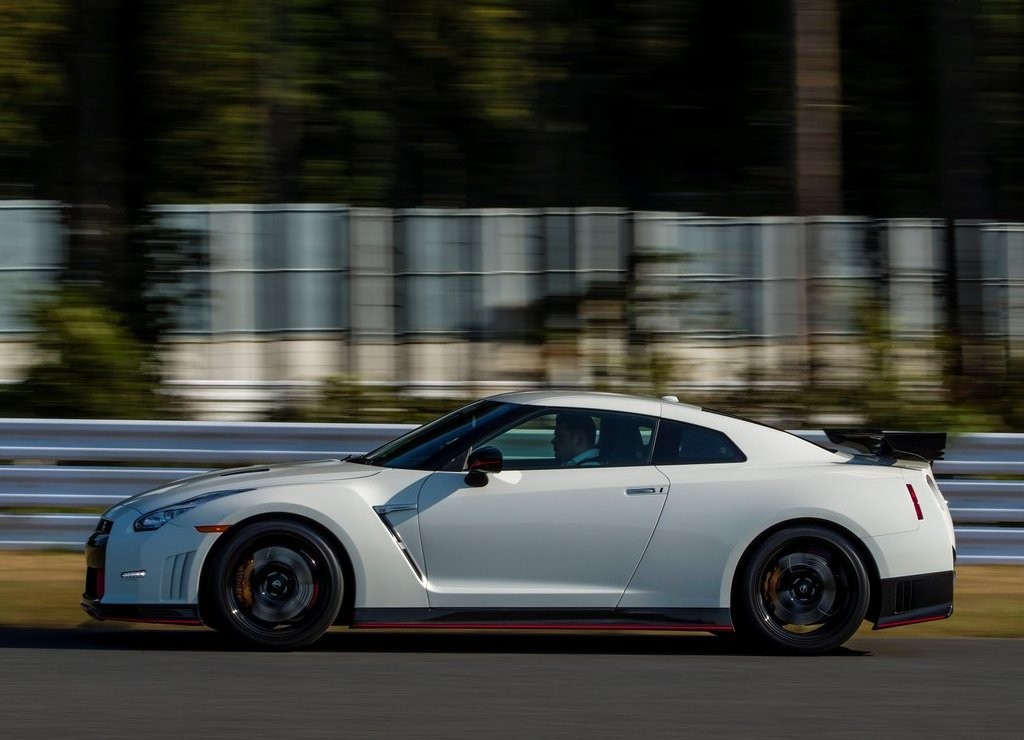 2015 - NISSAN GT-R NISMO, foto 10