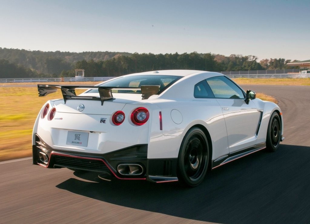 2015 - NISSAN GT-R NISMO, foto 11