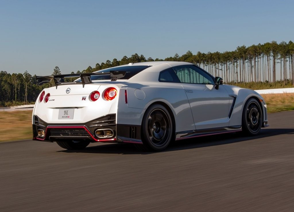 2015 - NISSAN GT-R NISMO, foto 12