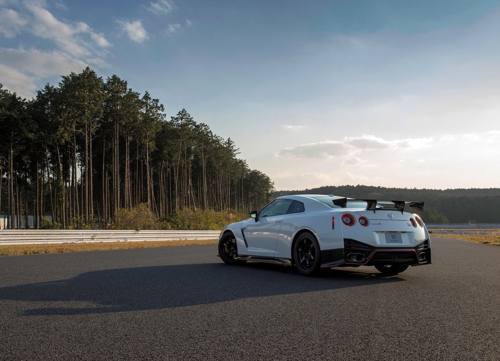 2015 - NISSAN GT-R NISMO, foto 14