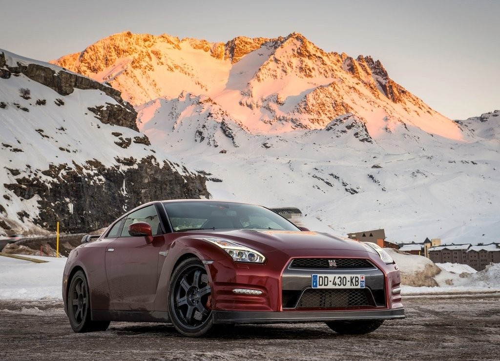 NISSAN GT-R, foto 16