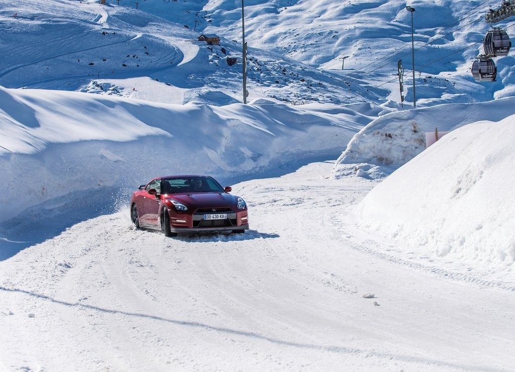 NISSAN GT-R, foto 34