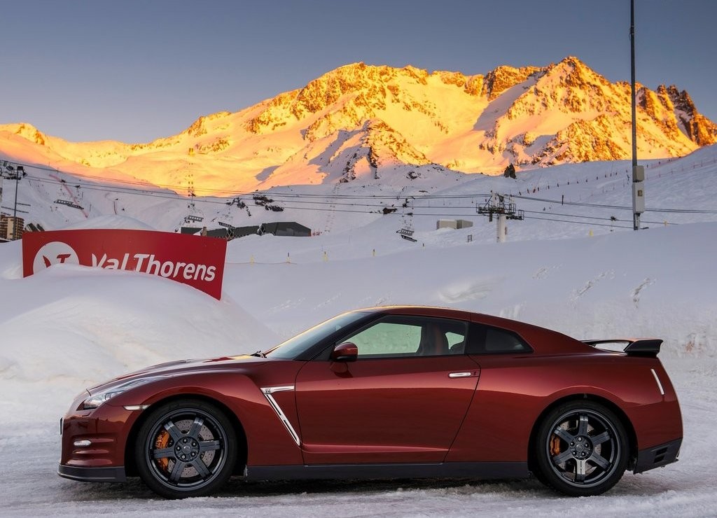 NISSAN GT-R, foto 37