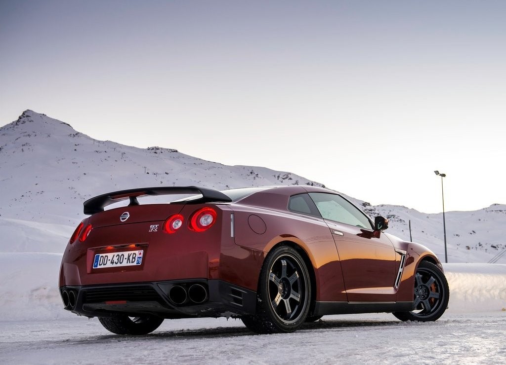 NISSAN GT-R, foto 42