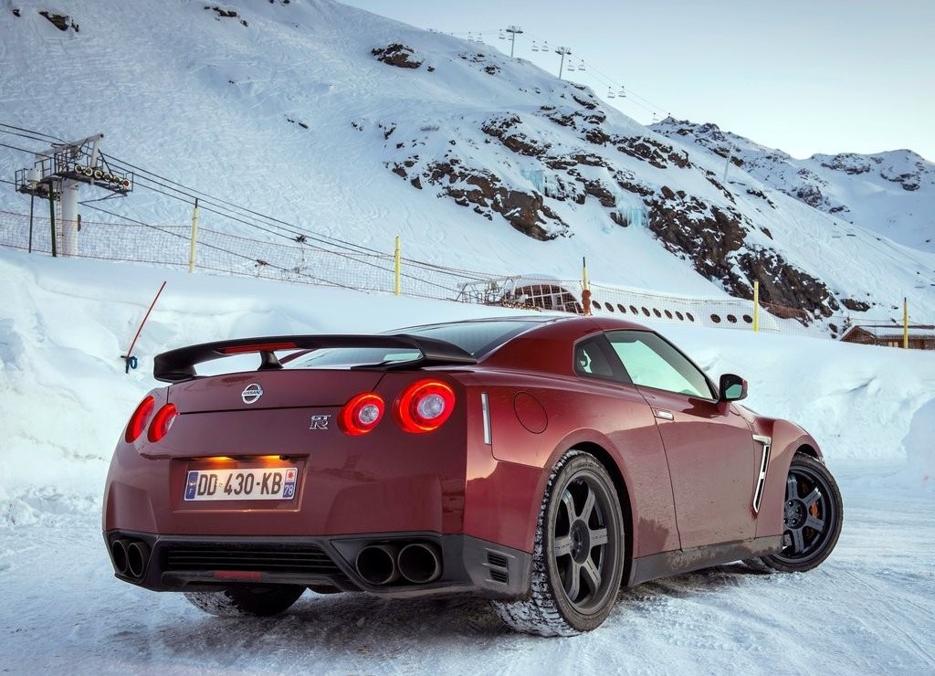NISSAN GT-R, foto 45