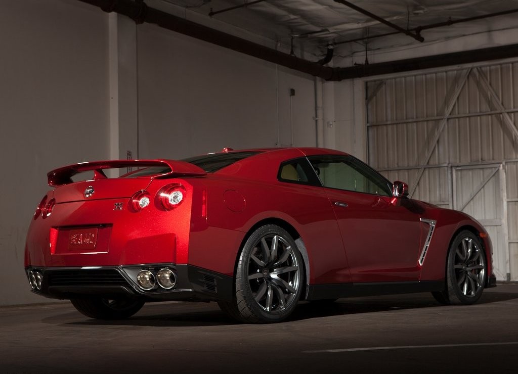 NISSAN GT-R, foto 48