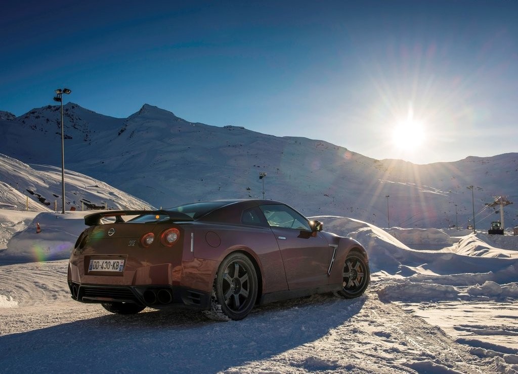 NISSAN GT-R, foto 52