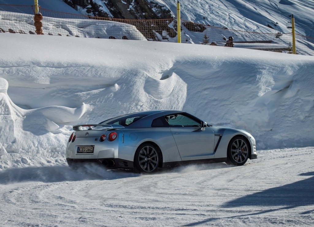 NISSAN GT-R, foto 54