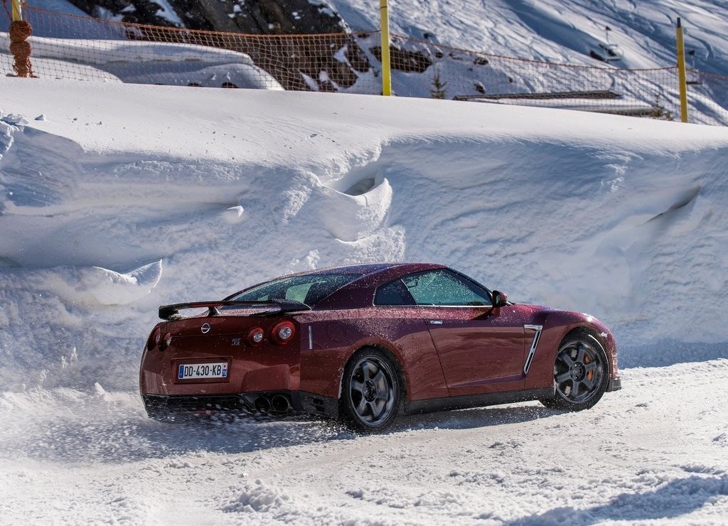 NISSAN GT-R, foto 64
