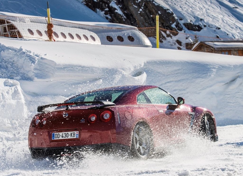 NISSAN GT-R, foto 66
