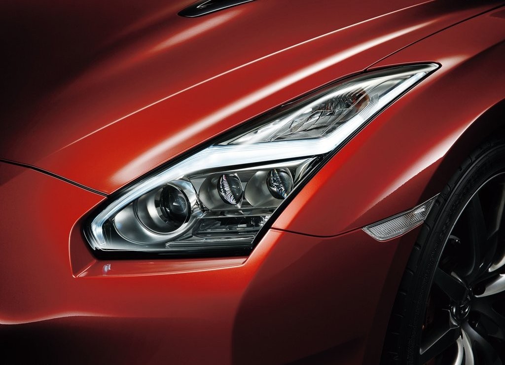 NISSAN GT-R, foto 100