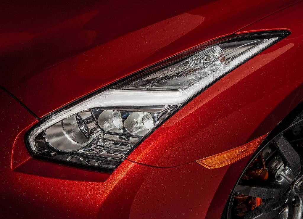 NISSAN GT-R, foto 101