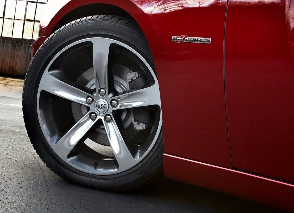2014 - DODGE CHARGER 100TH ANNIVERSARY EDITION, foto 15