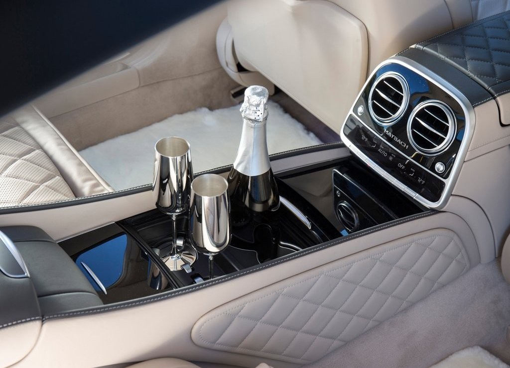 MERCEDES-MAYBACH S 600, foto 133