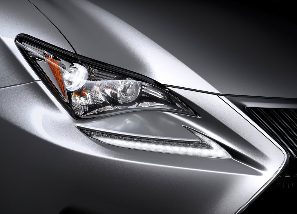 LEXUS RC, foto 18