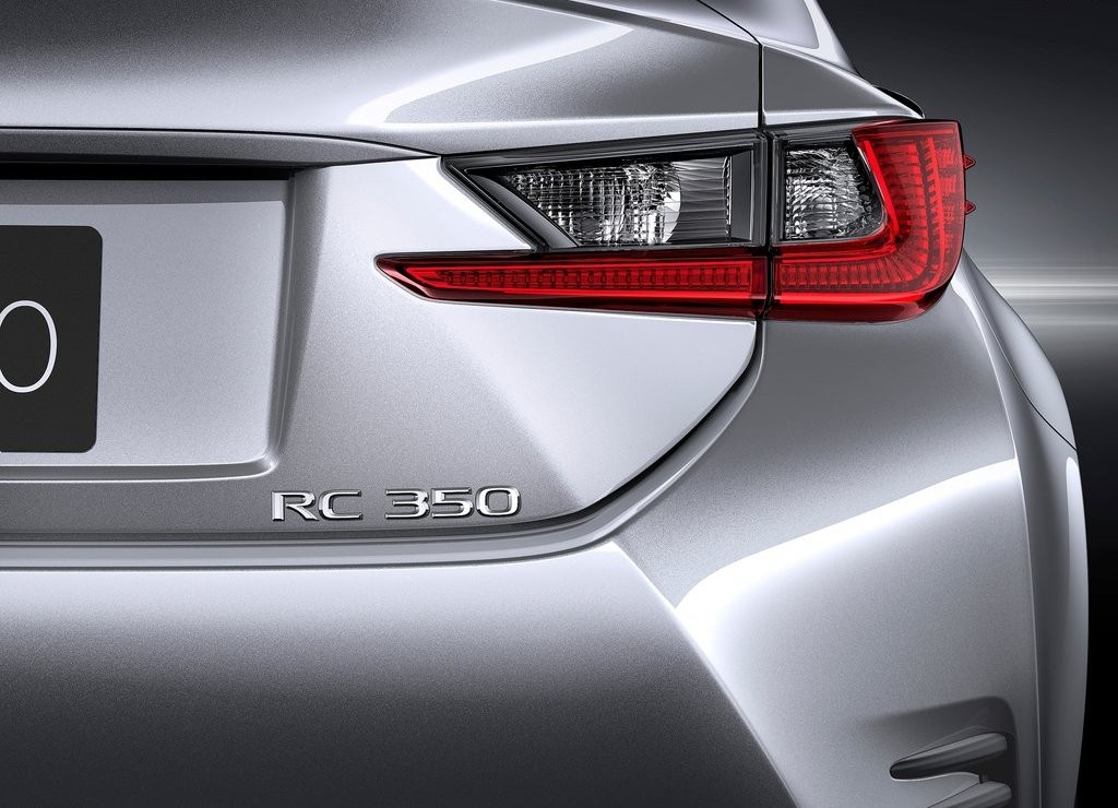 LEXUS RC, foto 19