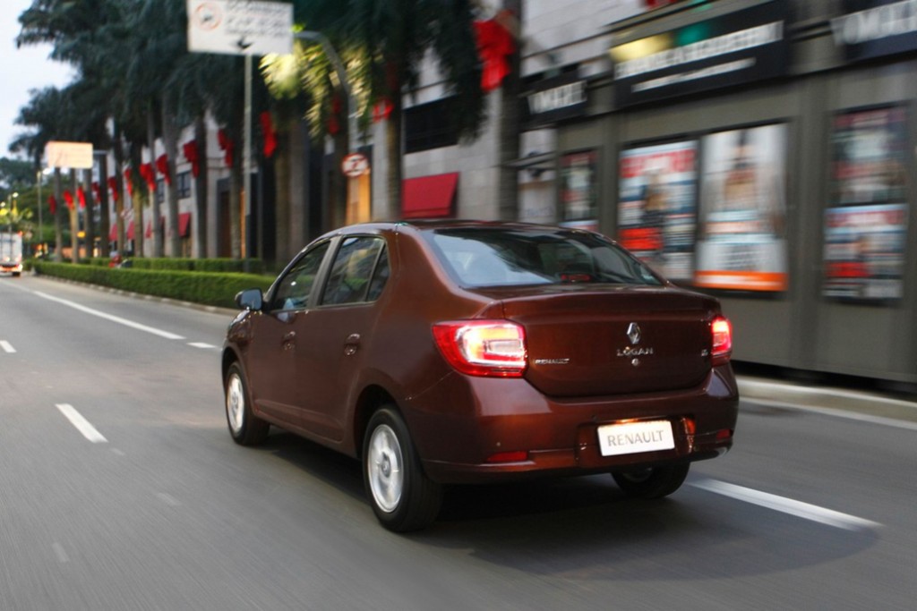 2014 - RENAULT LOGAN, foto 24