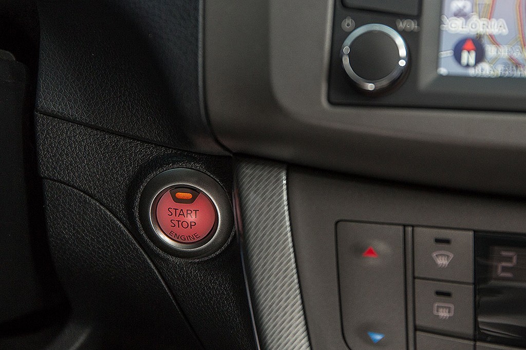 2014 - NISSAN SENTRA, foto 36