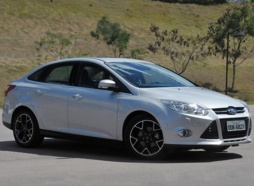 FORD FOCUS SEDAN, foto 1