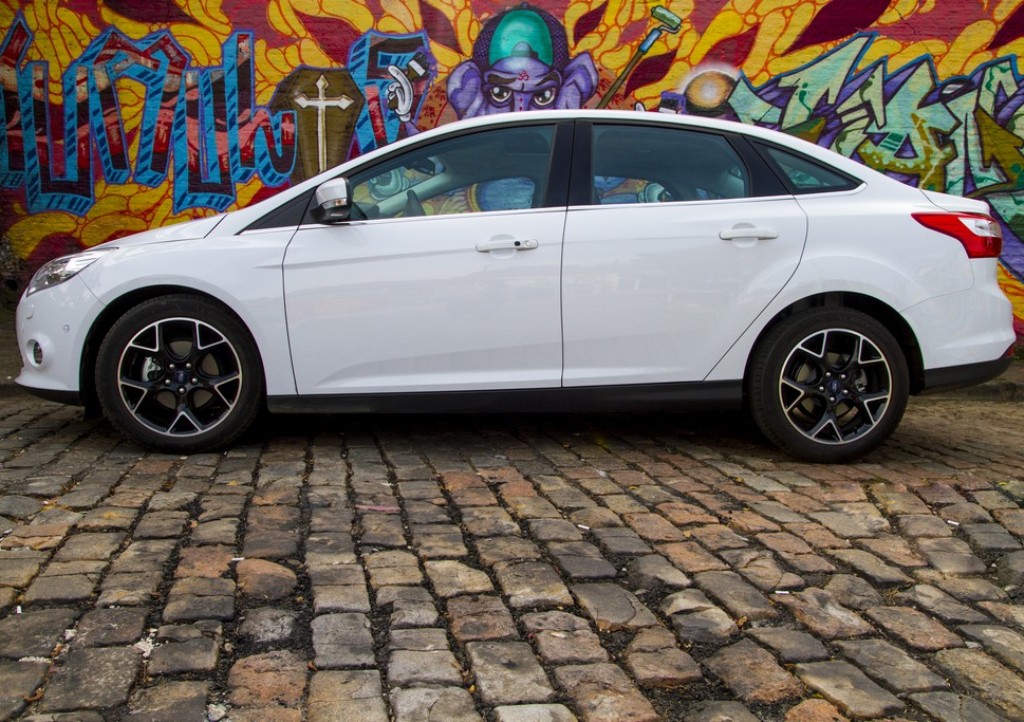 FORD FOCUS SEDAN, foto 16