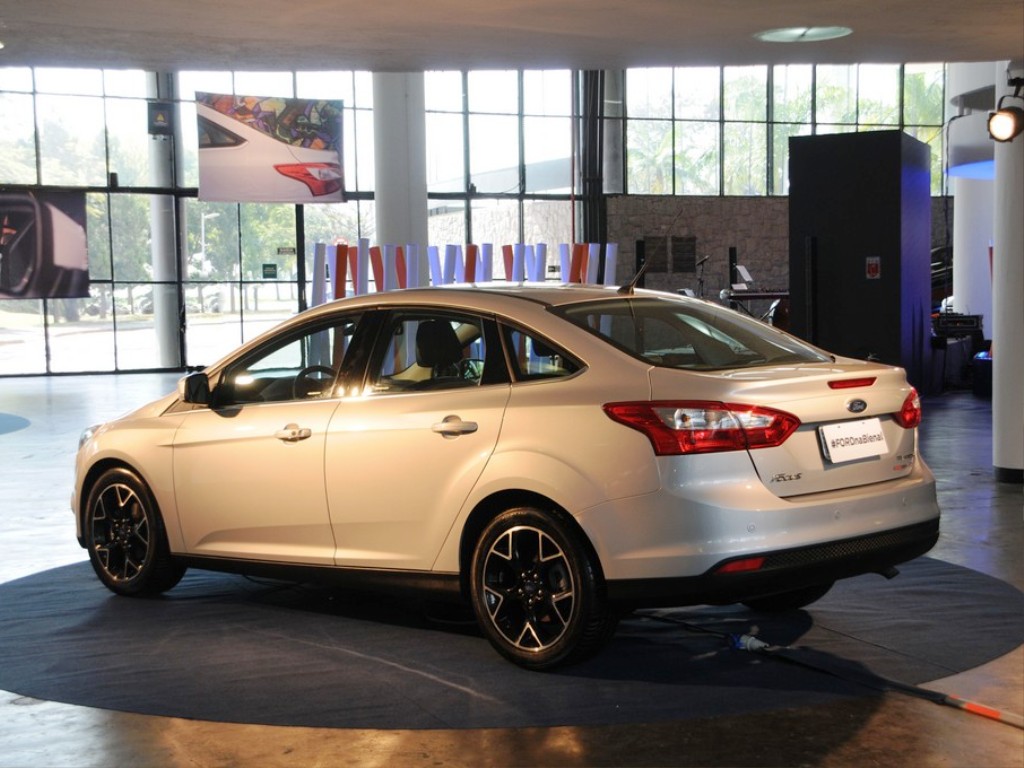 FORD FOCUS SEDAN, foto 29