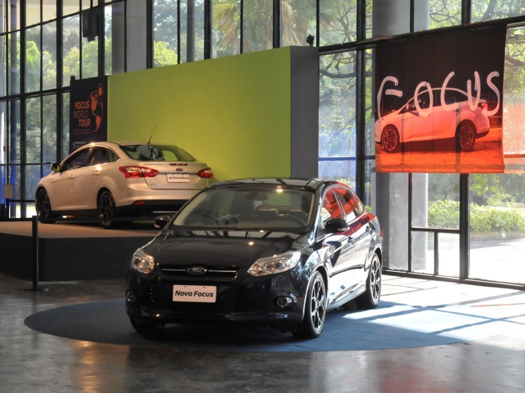 FORD FOCUS SEDAN, foto 31