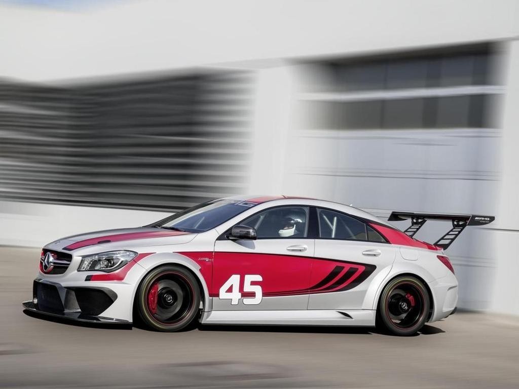 MERCEDES-BENZ CLA 45 AMG RACING SERIES, foto 5