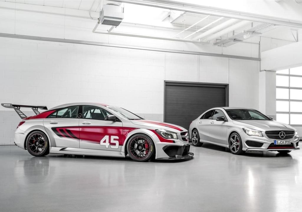 MERCEDES-BENZ CLA 45 AMG RACING SERIES, foto 9