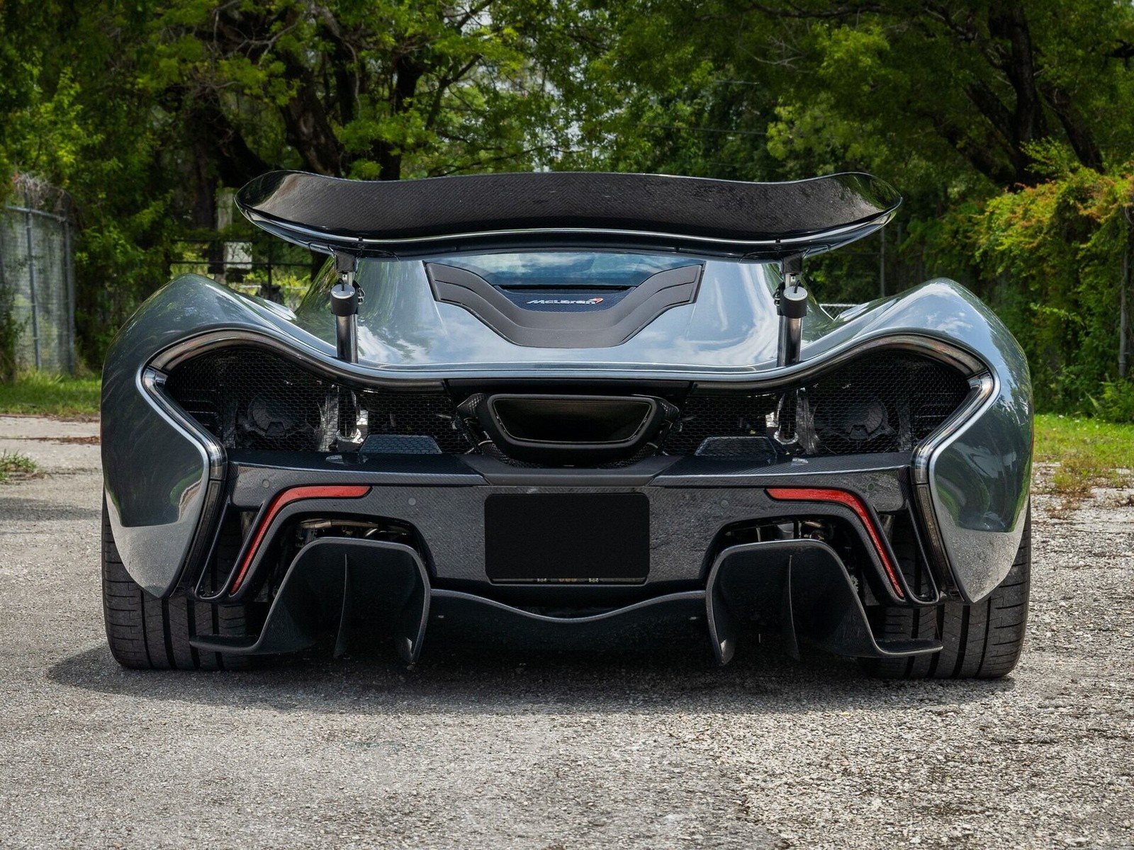 McLAREN P1 FLINTGRAU METALLIC, foto 6