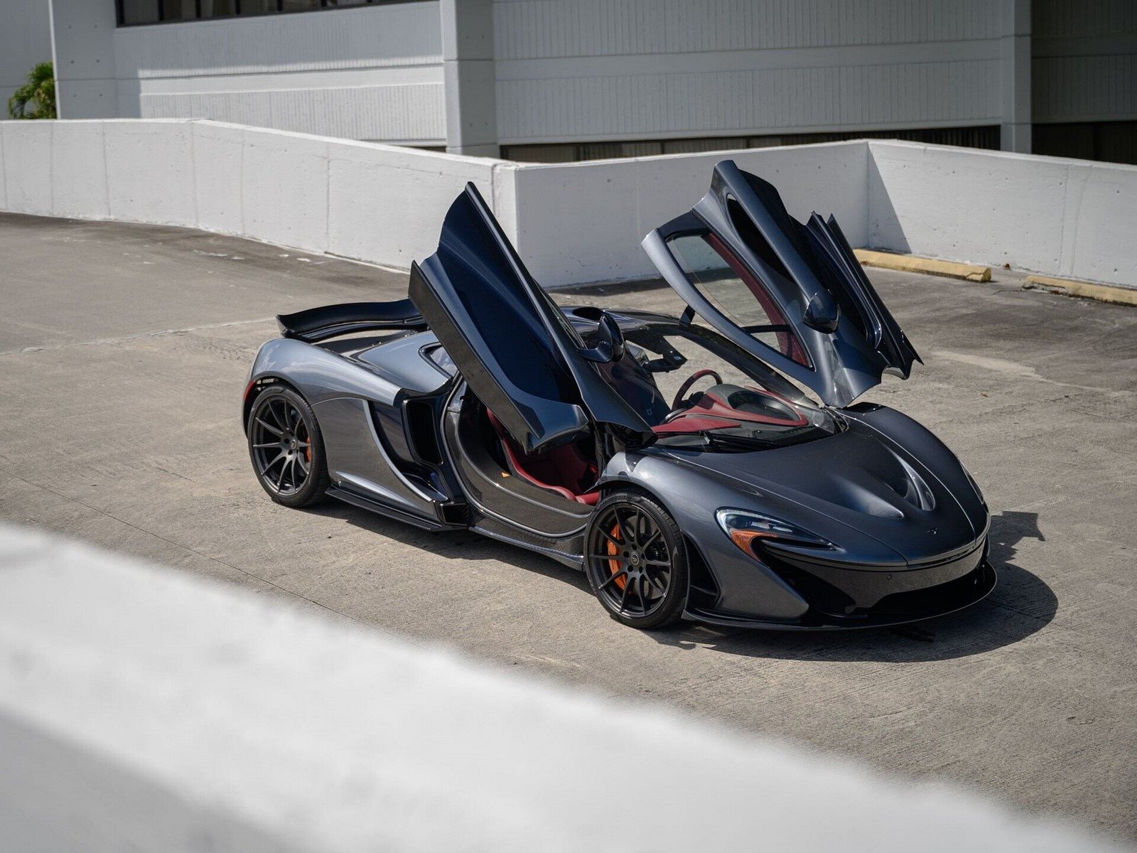 McLAREN P1 FLINTGRAU METALLIC, foto 7