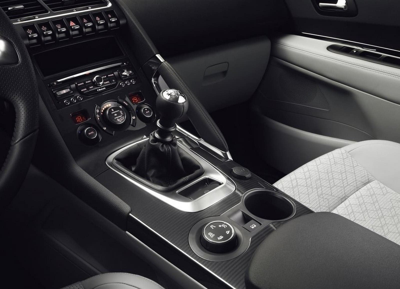 2014 - PEUGEOT 3008, foto 13