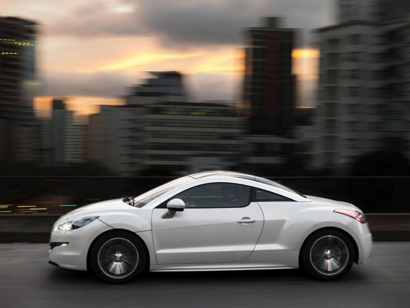 PEUGEOT RCZ, foto 16