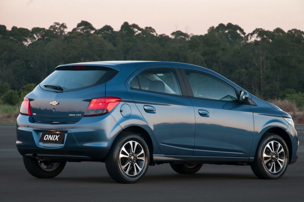 CHEVROLET ONIX, foto 2