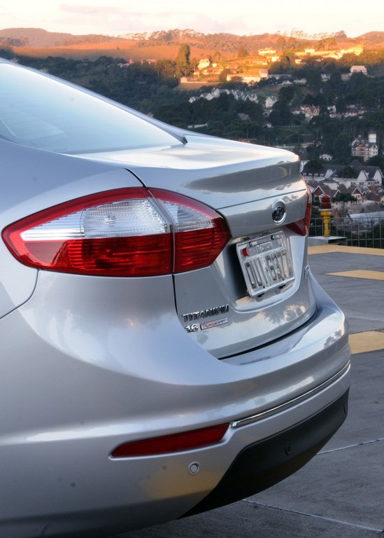FORD NEW FIESTA SEDAN, foto 38