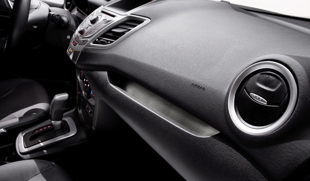 FORD NEW FIESTA SEDAN, foto 40